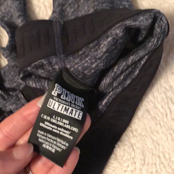 Victoria’s Secret Pink Sports Bra - Picture 3 of 3